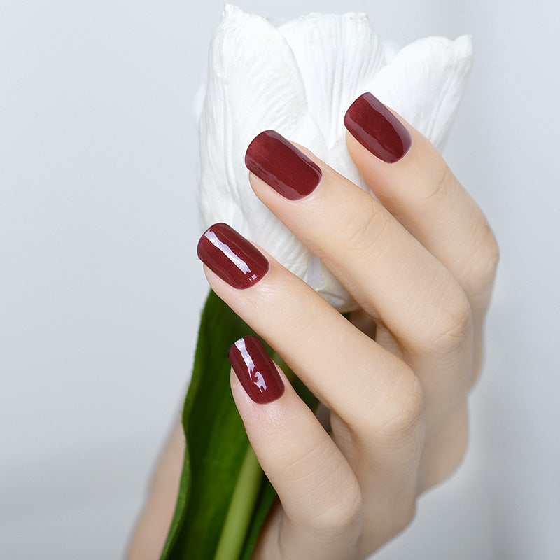 Mioga’s Burgundy Red Nail Wraps